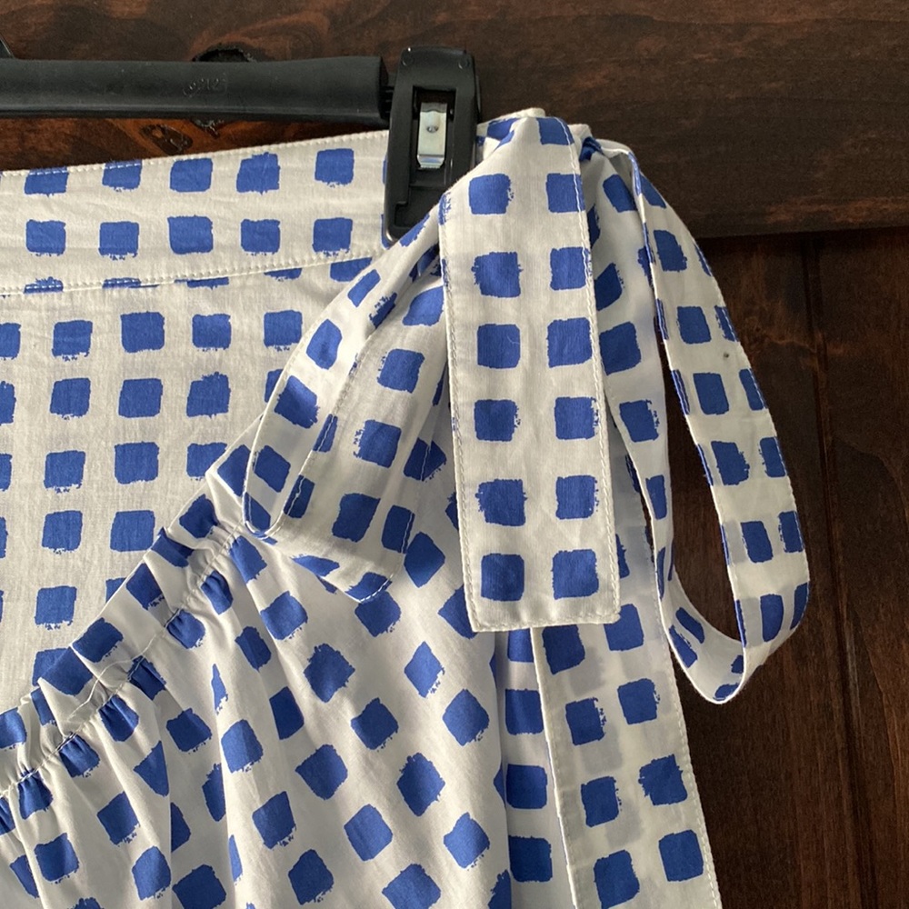 Vineyard Vines Skirt - Picture 2 of 6